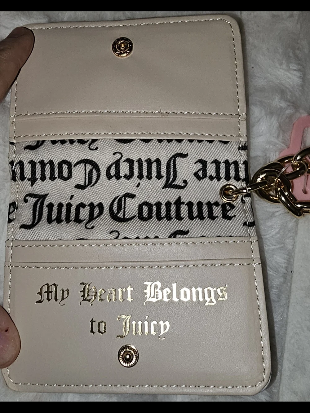 Juicy Couture White Embossed Card & Charm Chain Holder